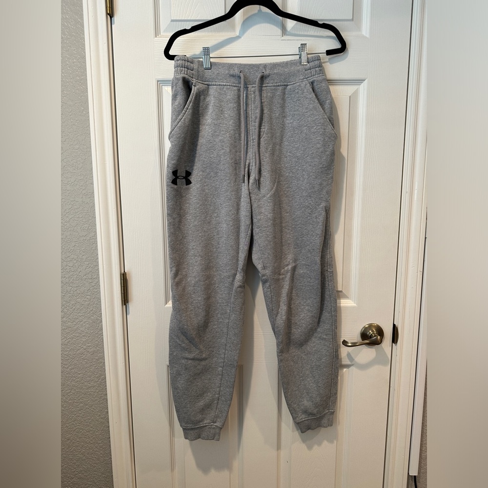 Men’s Gray Jogger Sweatpants with Pockets from Under Armour / Loungewear for Men